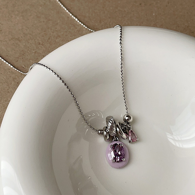 قلادات مينار الفرنسية الملونة  - مراجعة Heart Locket Necklace Photo وسعره