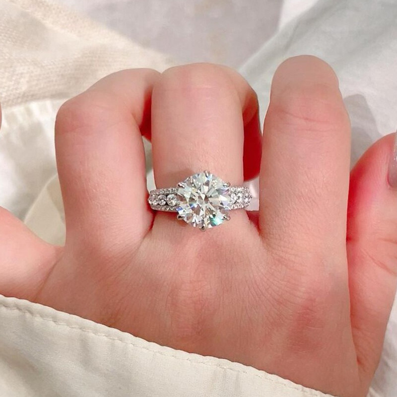 خاتم نسائي من الفضة الإسترليني - مراجعة Moissanite Engagement Ring 1 Carat وسعره