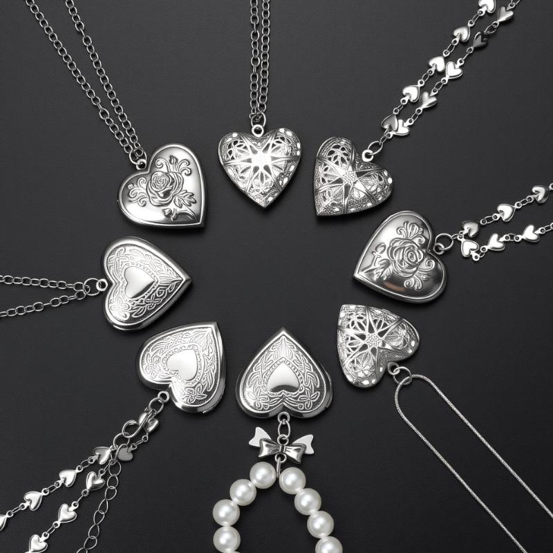 قلادة قلب قوطية عتيقة للنساء،  - مراجعة Heart Locket Necklace Photo وسعره